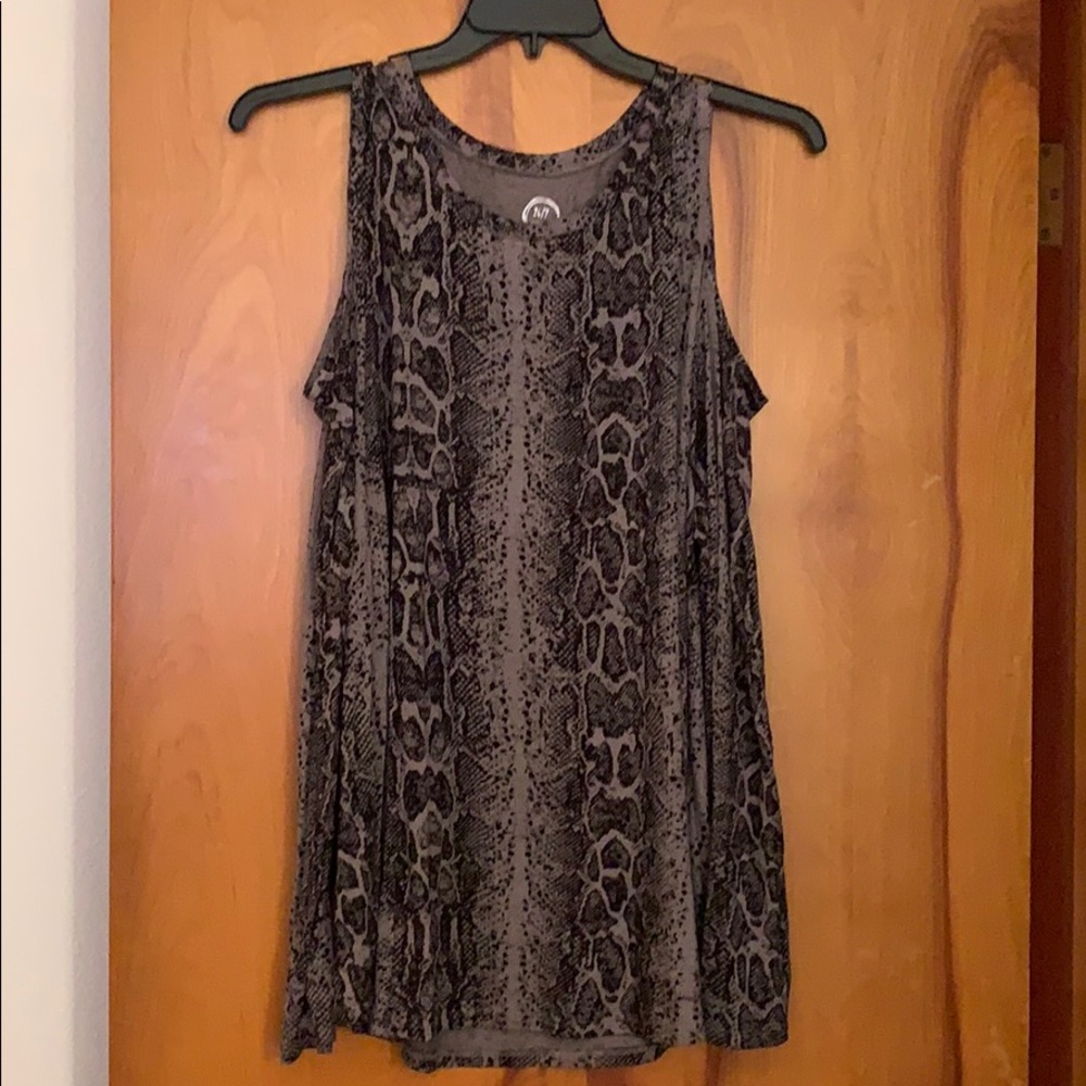 Ladies top